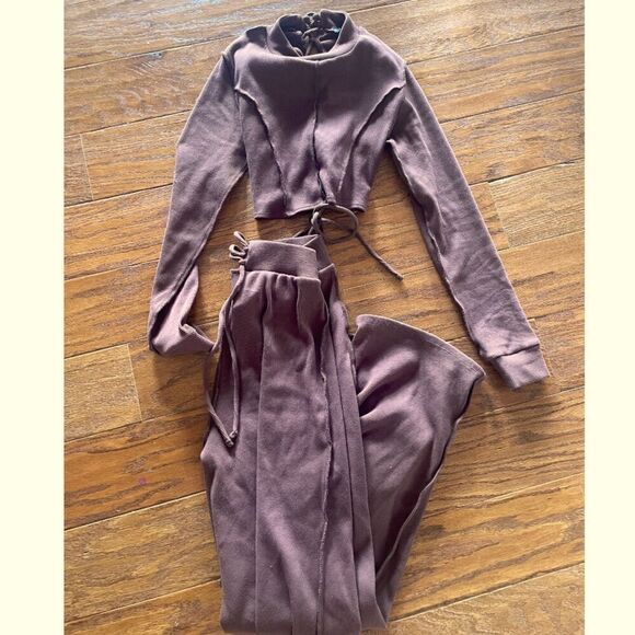 Brown lounge set - Picture 9 of 9